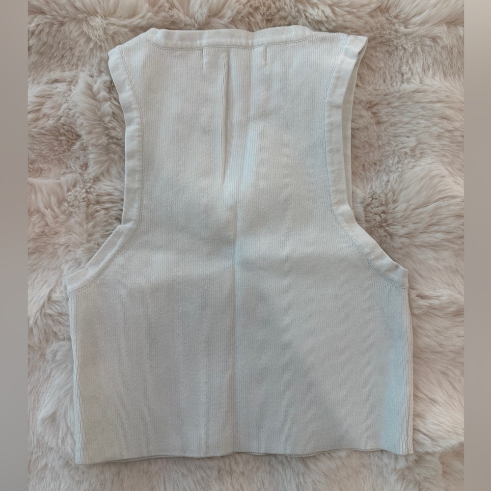 Glassons Cropped White Ribbed Tank - Picture 2 of 3